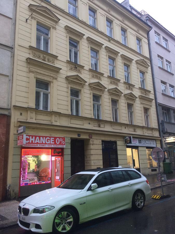 Vertigo Apartment Prague Exterior photo